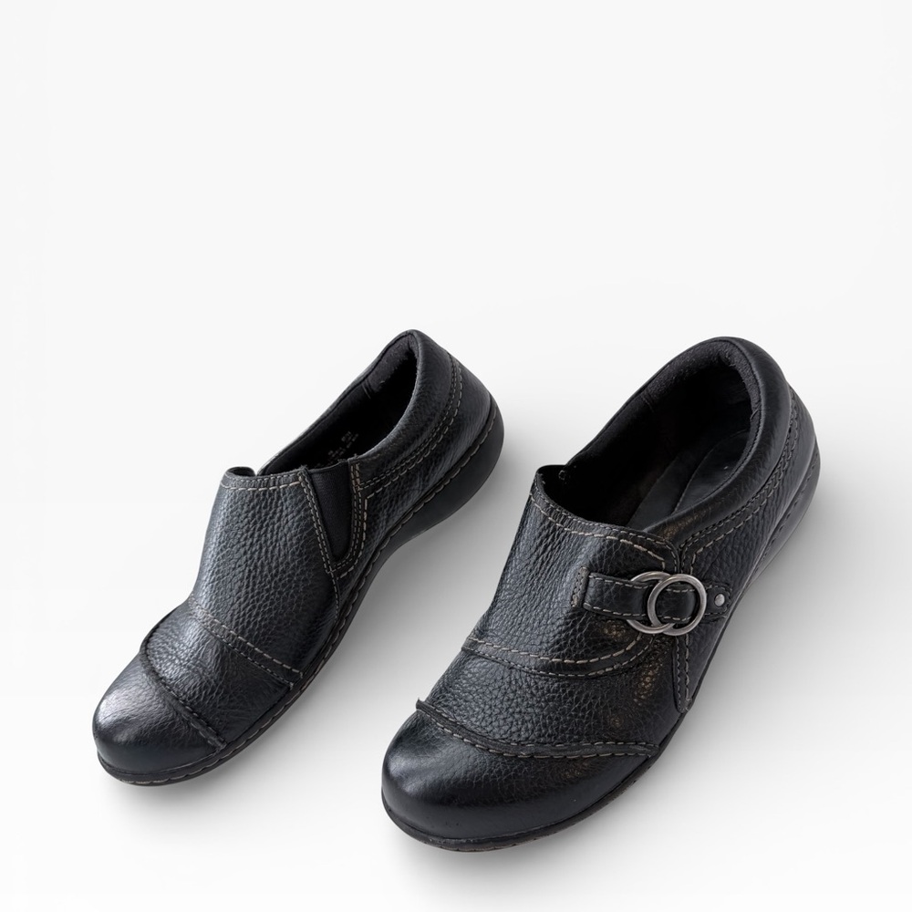 Clarks Ashland Black Leather Stitching Buckle Detail Classic Boho Casual Loafers - Picture 2 of 5